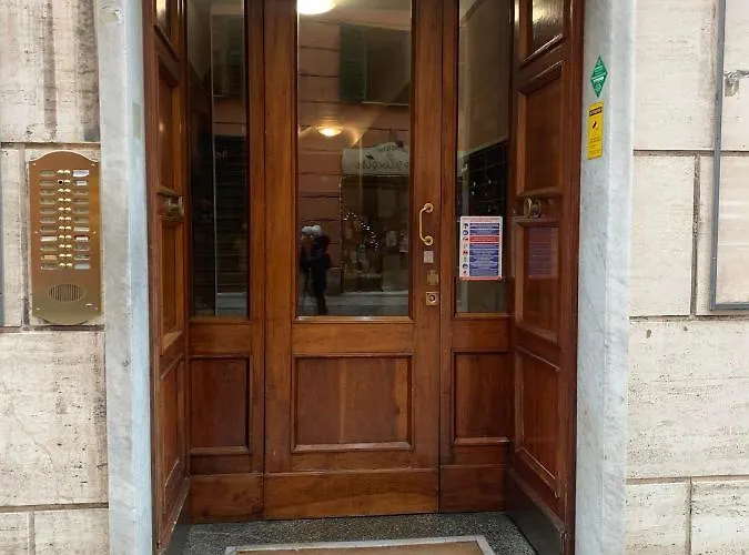 Helvetia Garibaldi شقة جنوة