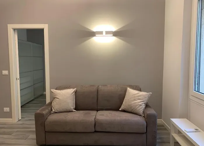 Helvetia Garibaldi شقة جنوة